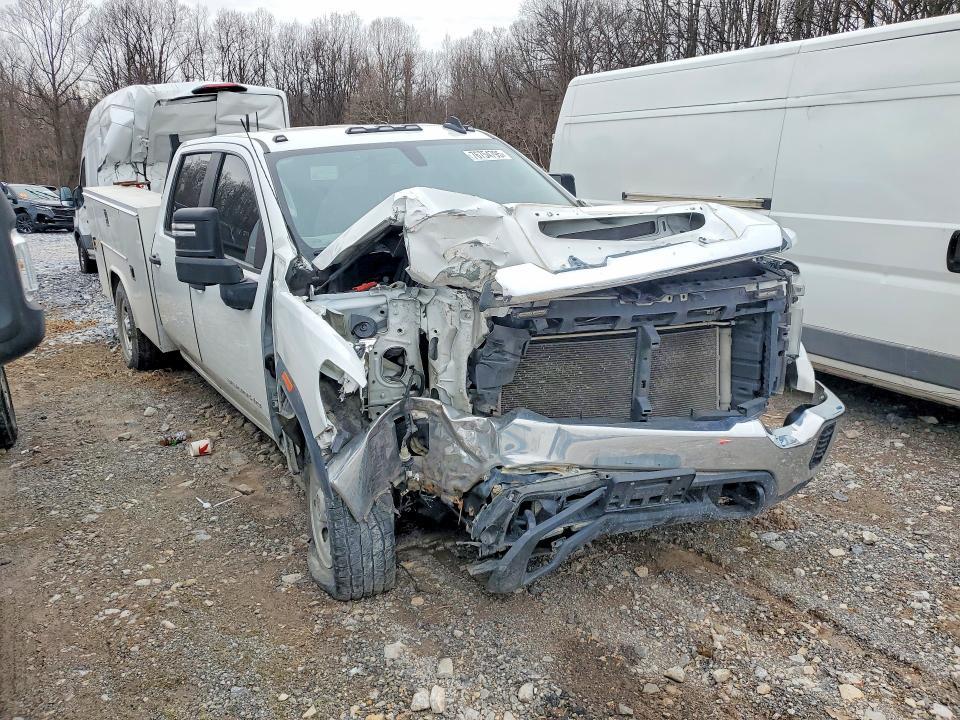 2023 GMC Sierra Utility / Service Truck