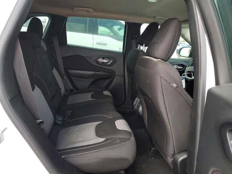 2014 Jeep Cherokee Sport