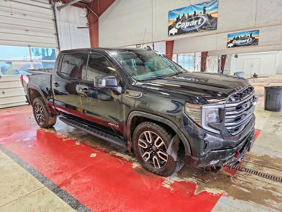 2022 GMC Sierra K1500 AT4