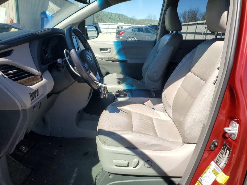 2016 Toyota Sienna