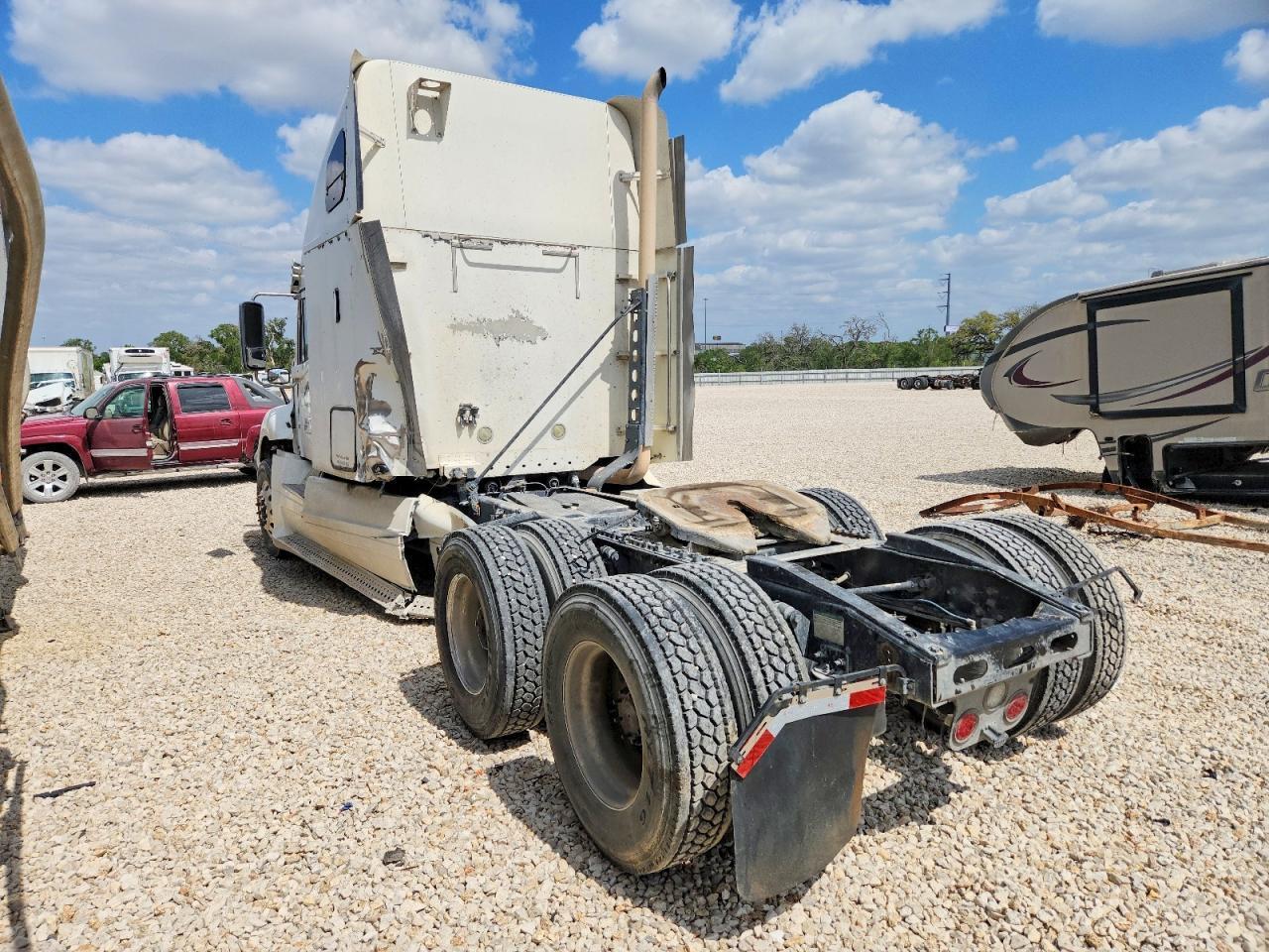 2008 Freightliner Conventional Columbia