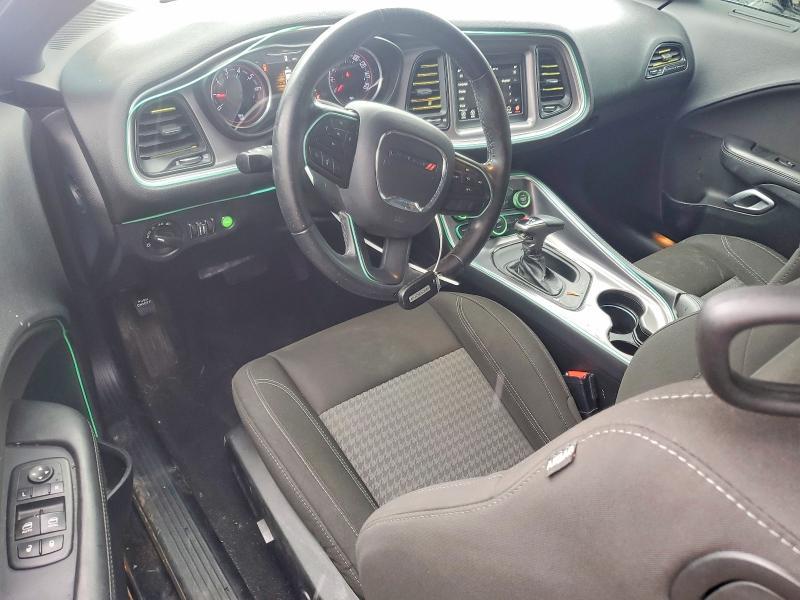 2020 Dodge Challenger sxt