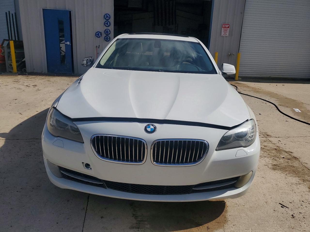 2011 BMW 5 Series