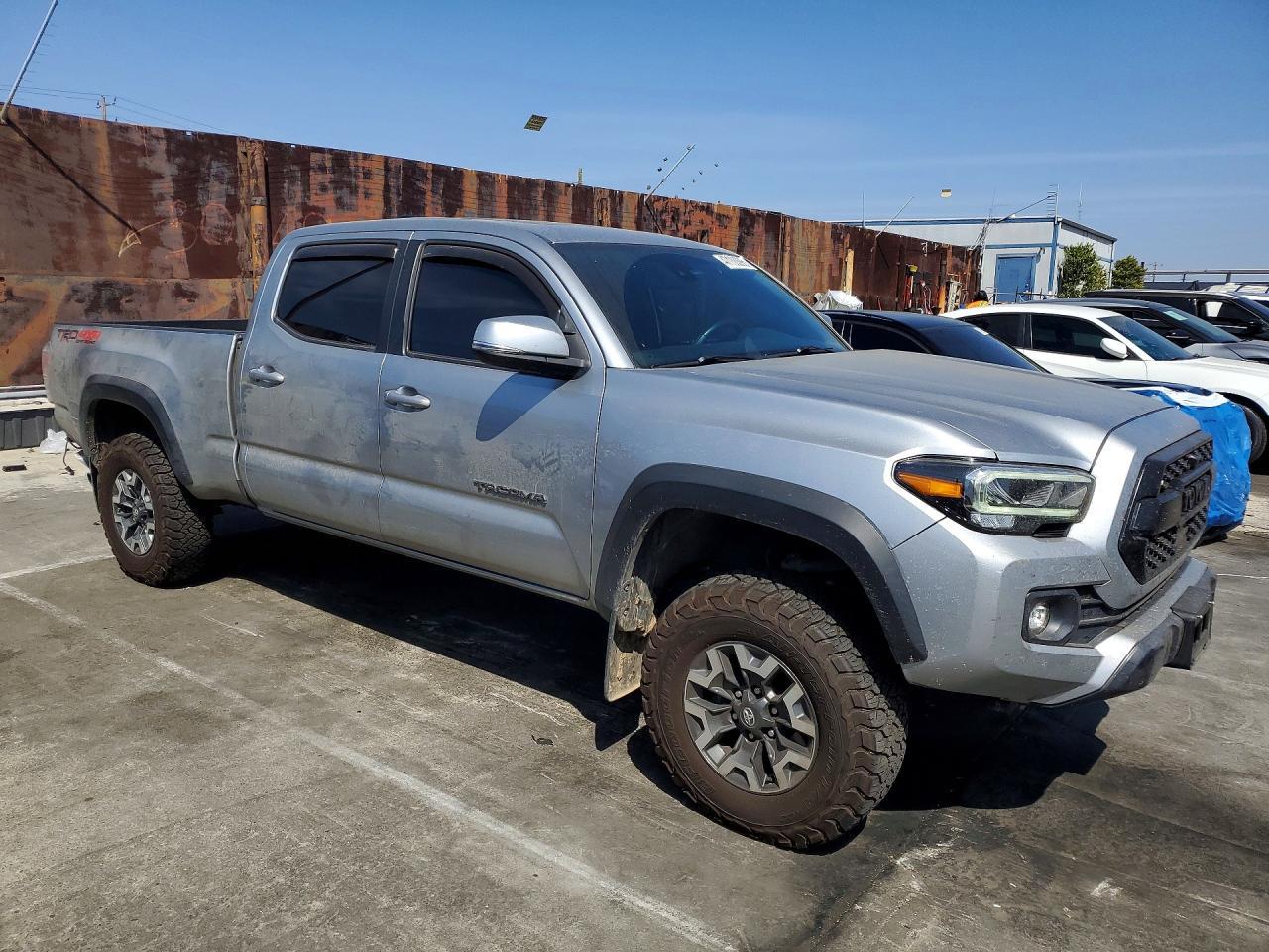 2022 Toyota Tacoma TRD OFF-Road