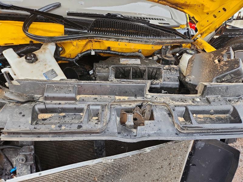 2023 GMC Savana BOX Truck