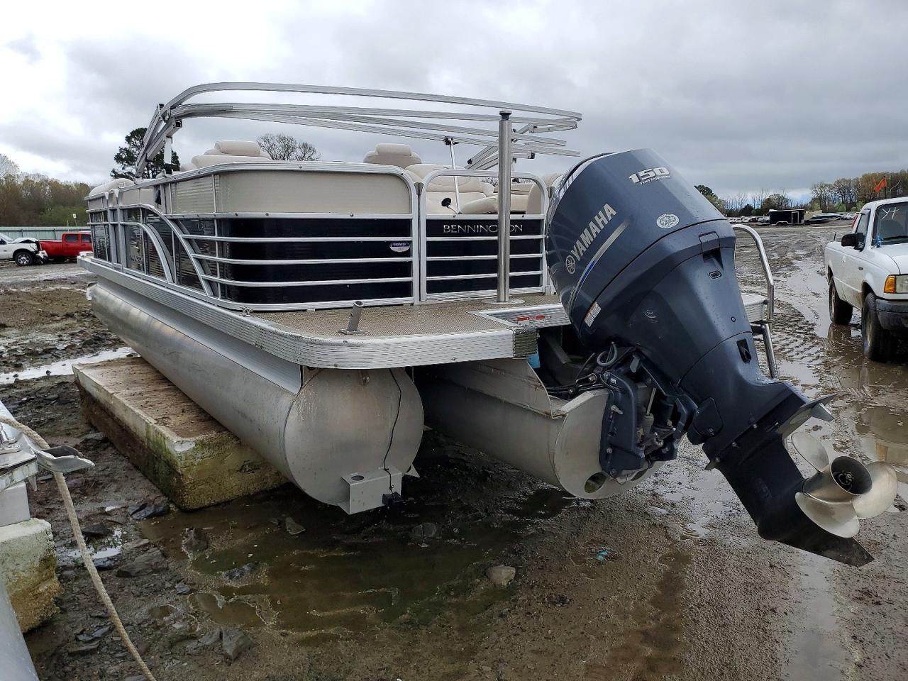 2014 Bennington Marine BOAT2375 G Series-Boat