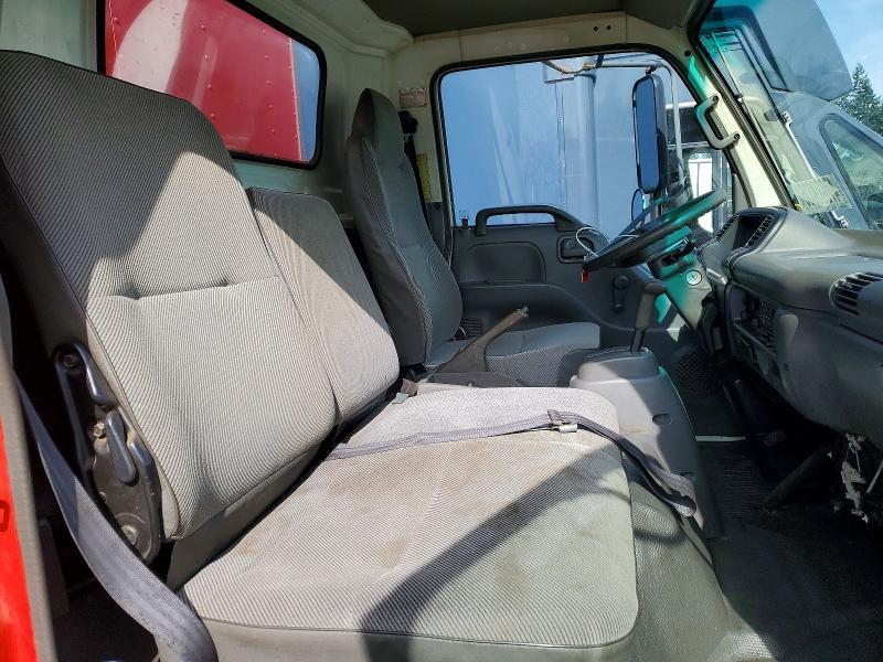 2002 Isuzu NPR HD BOX Truck