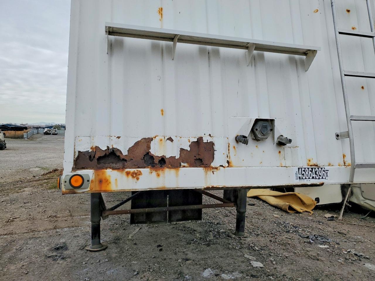 1998 Urwi 1998 Triple E Industries Hopper Bottom Grain Trail