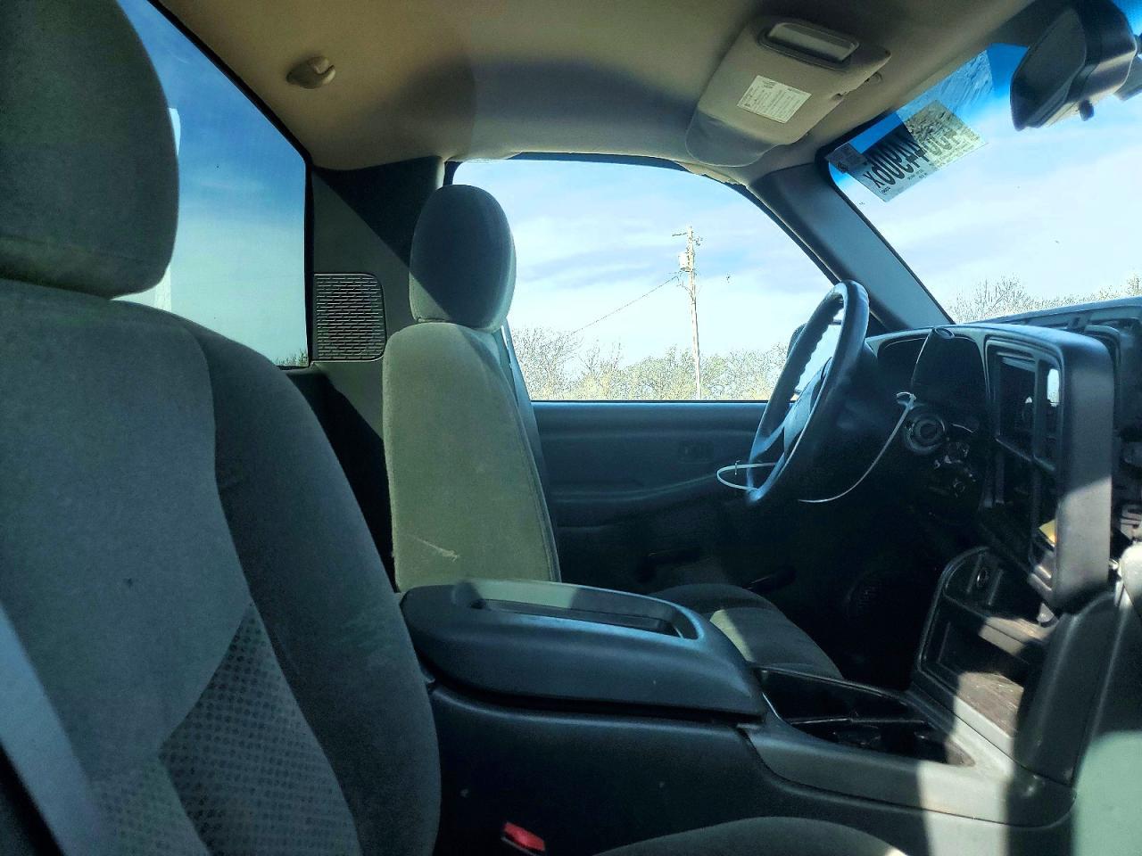 2004 Chevrolet Silverado C1500
