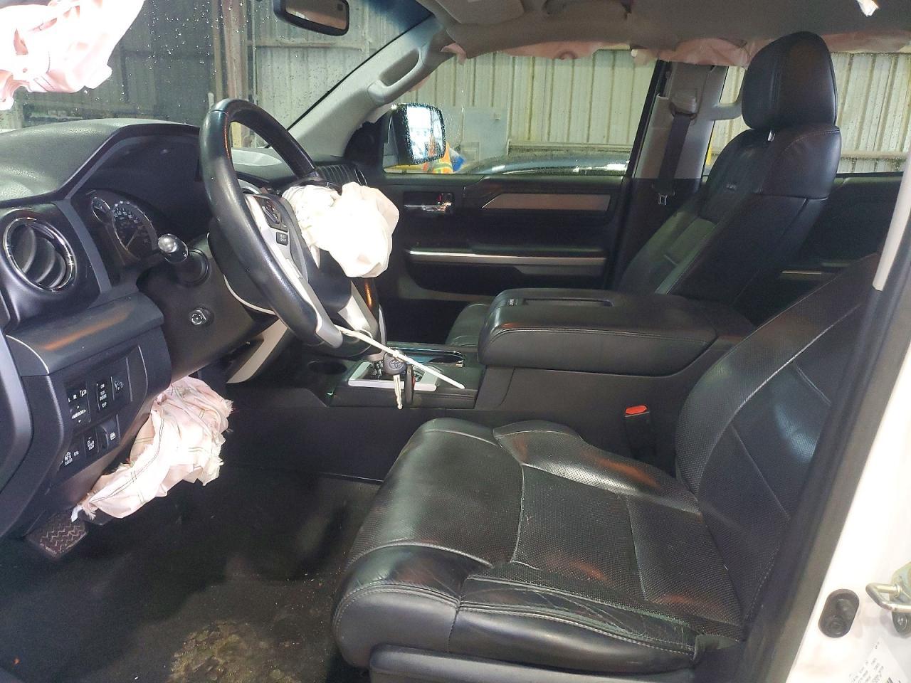 2017 Toyota Tundra Platinum