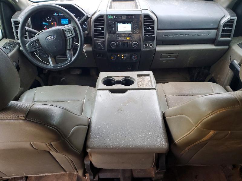 2020 Ford F350 Super Duty Flatbed Truck