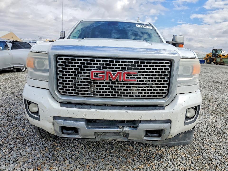 2015 GMC Sierra K3500 Denali