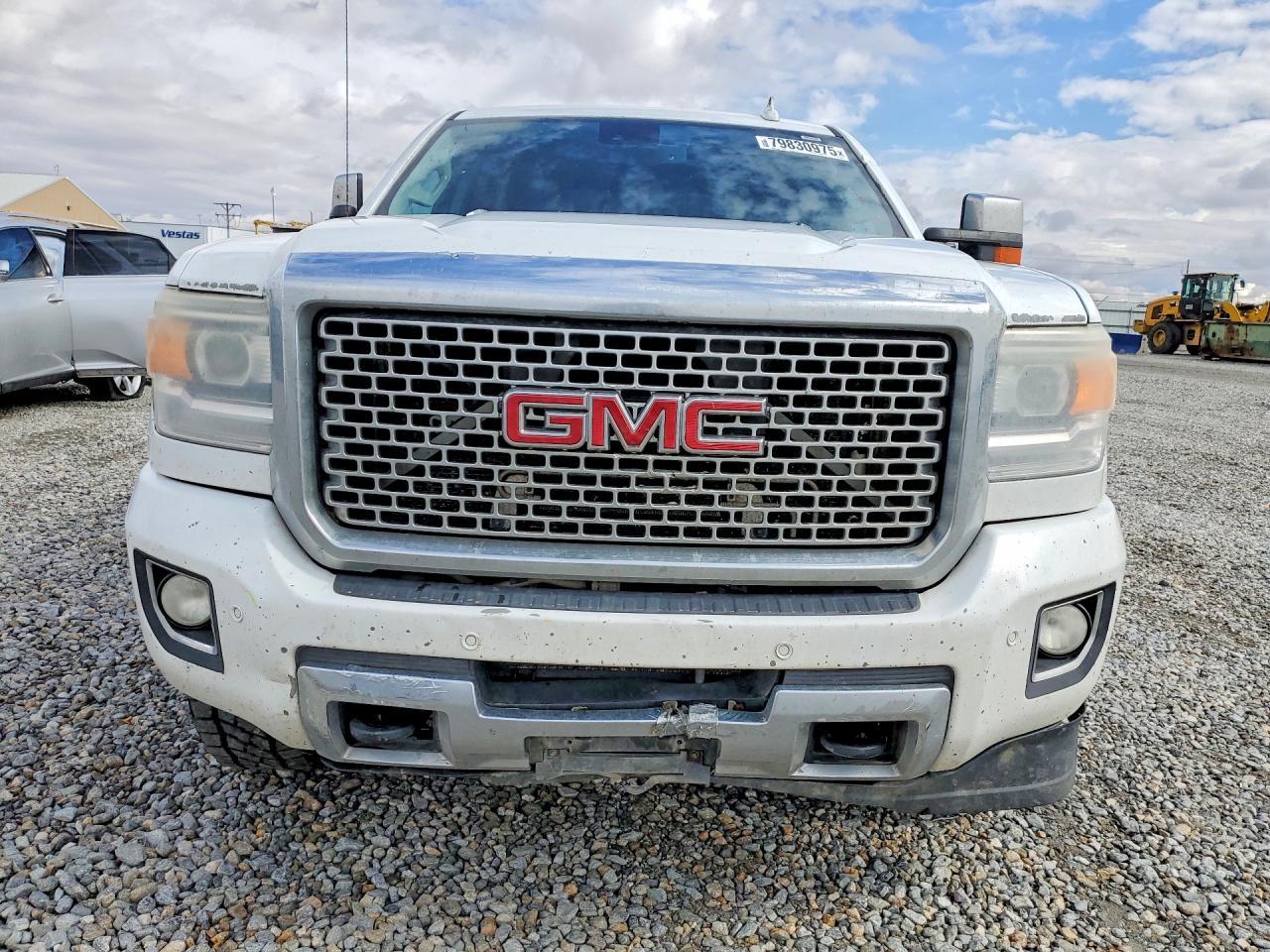2015 GMC Sierra K3500 Denali