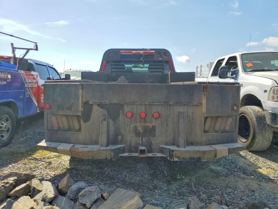 2016 Ford F550 Super Duty Flatbed Truck