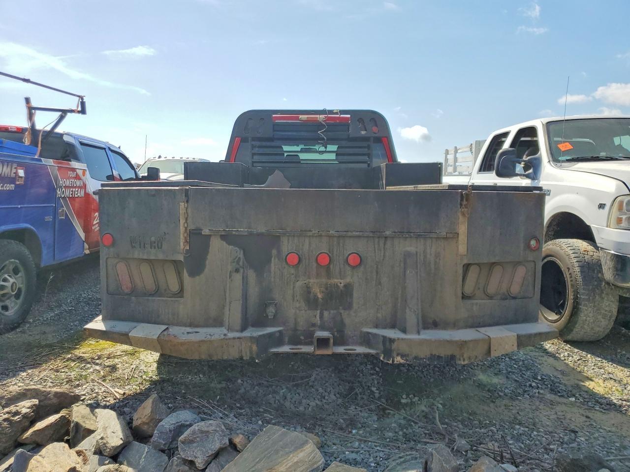 2016 Ford F550 Super Duty Flatbed Truck