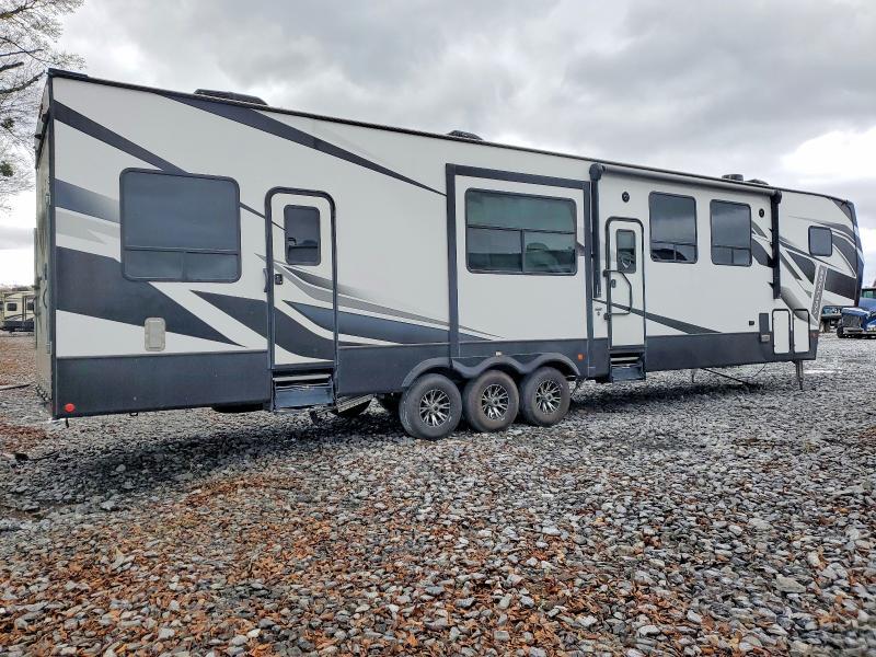2021 Keystone Voltage Camper