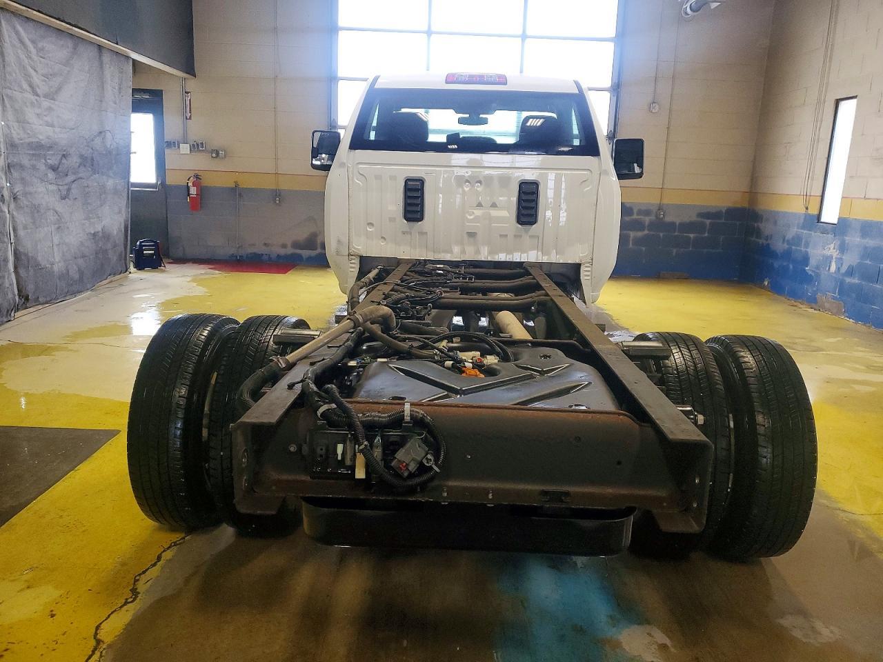 2022 Chevrolet Silverado HD Truck Cab AND Chassis