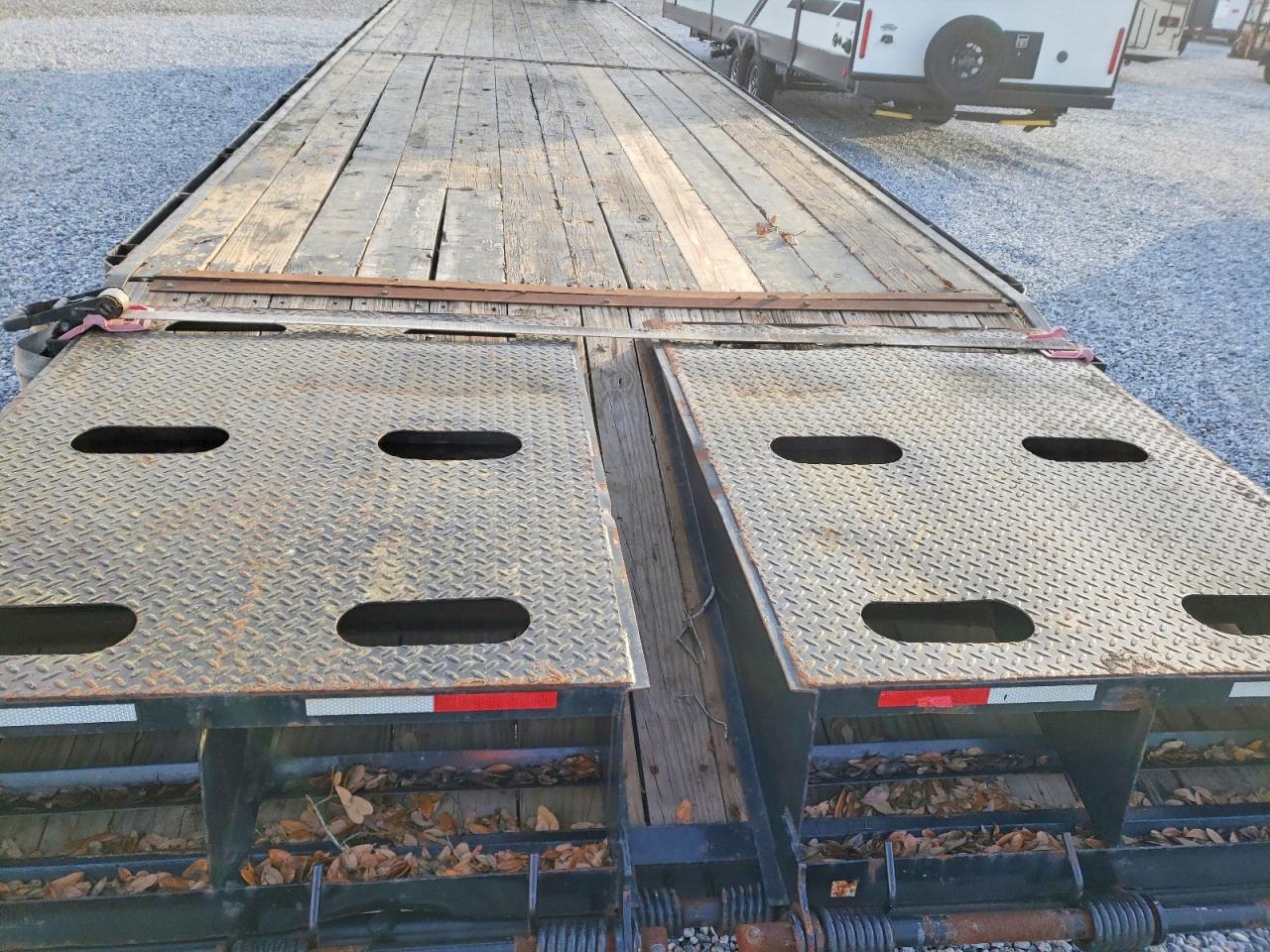 2023 Stryker 8.5X40 GN21K Equipment Trailer