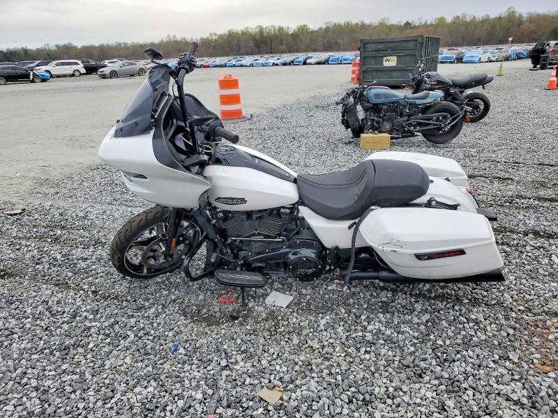 2025 Harley-Davidson Fltrx