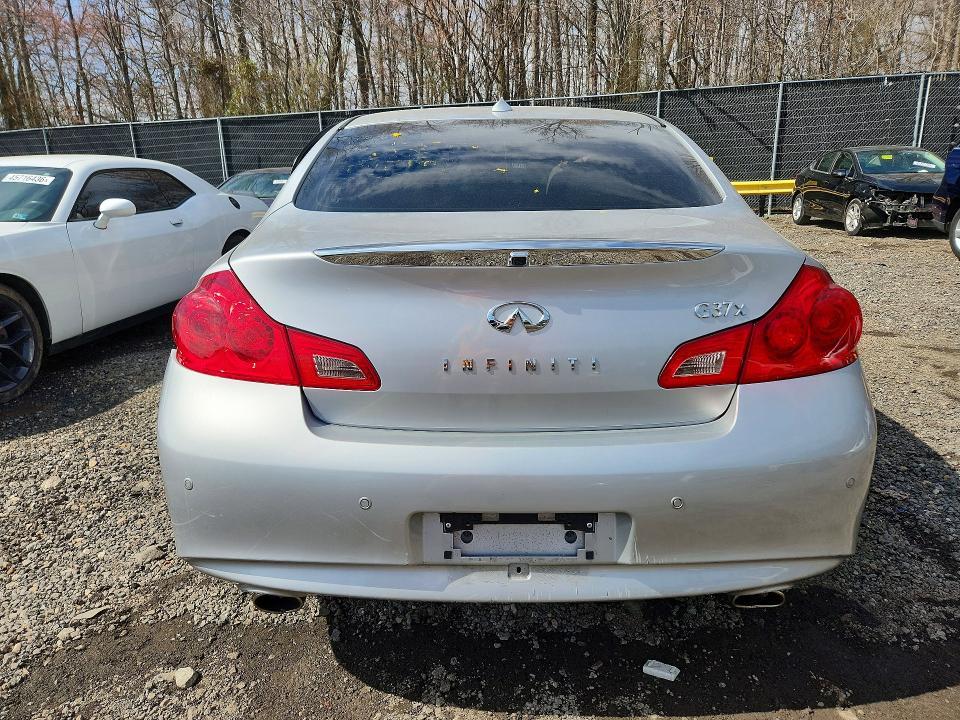 2012 Infiniti G37 Sedan x
