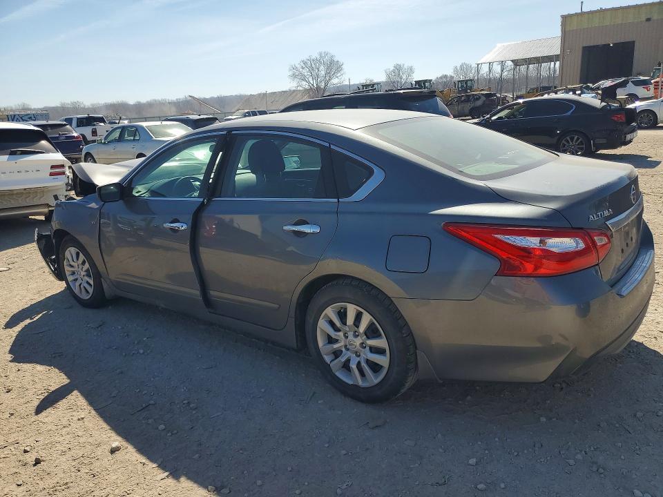2017 Niss Altima 2.5
