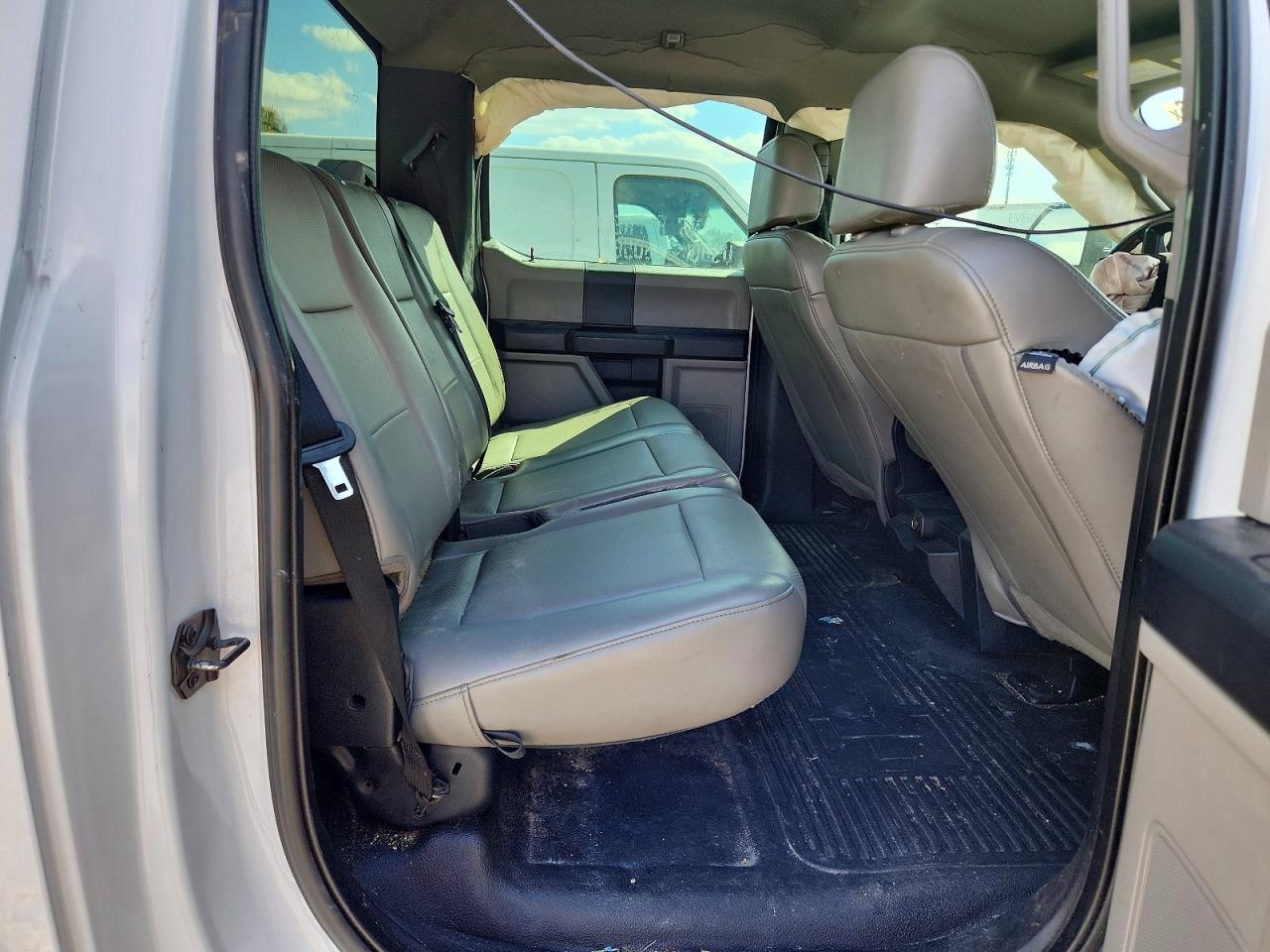 2021 Ford F350 Super Duty Truck Cab AND Chassis