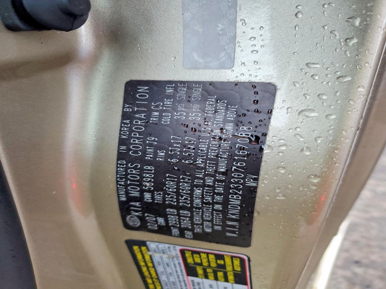 2007 KIA Sedona Base