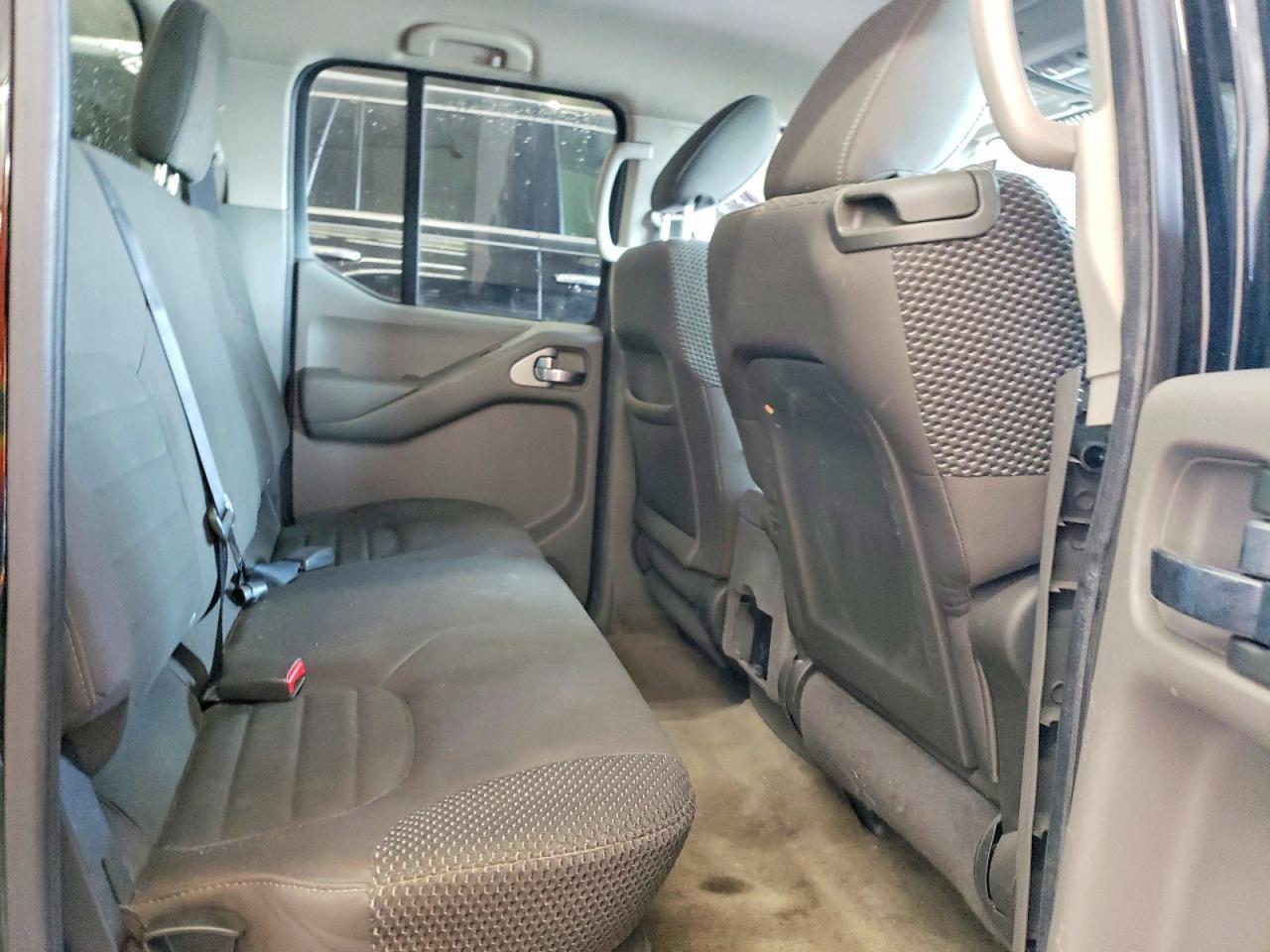 2012 Nissan Frontier S