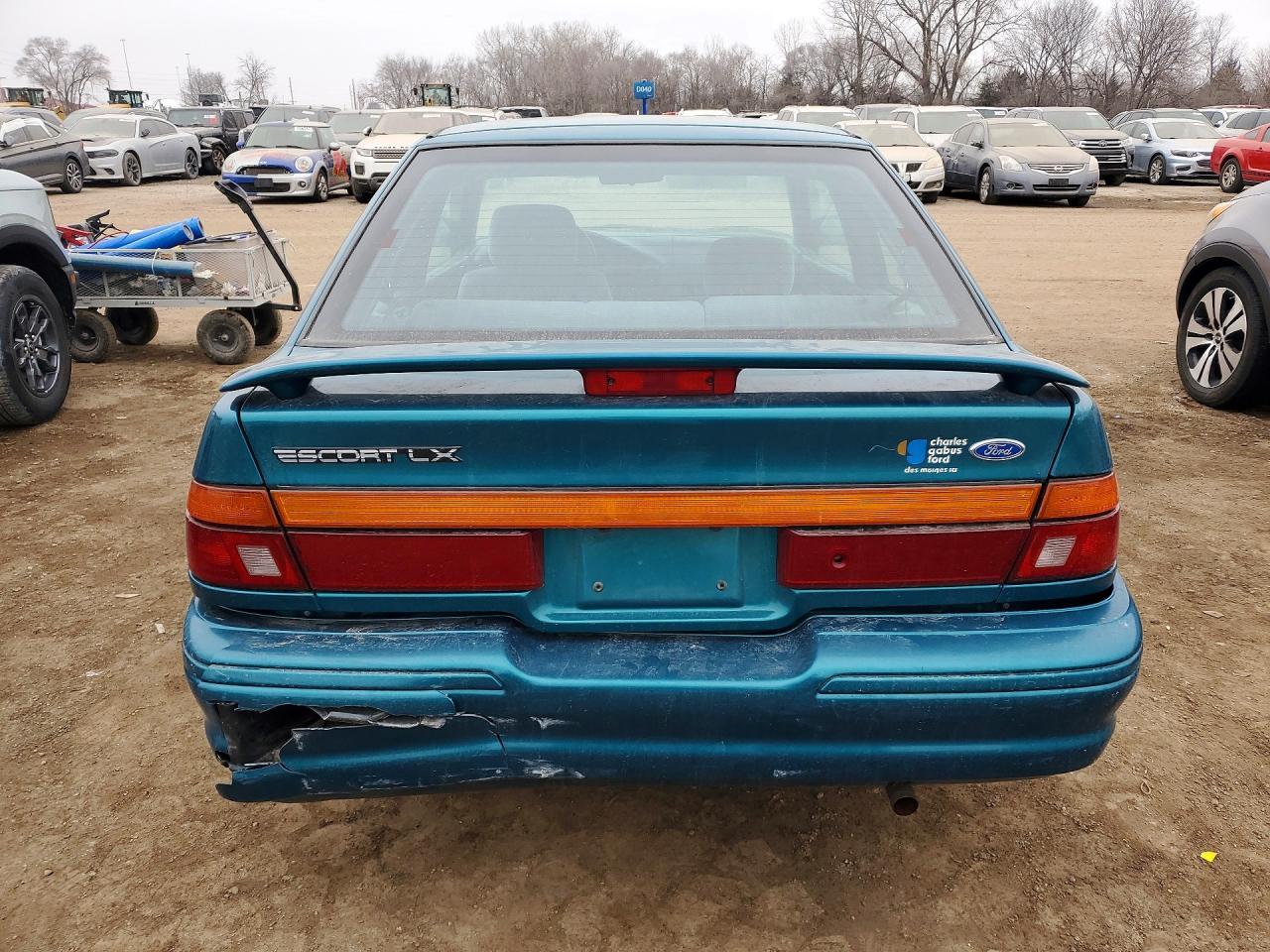 1995 Ford Escort lx