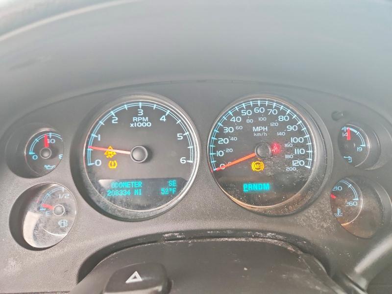 2011 Chevrolet Suburban K1500 ls