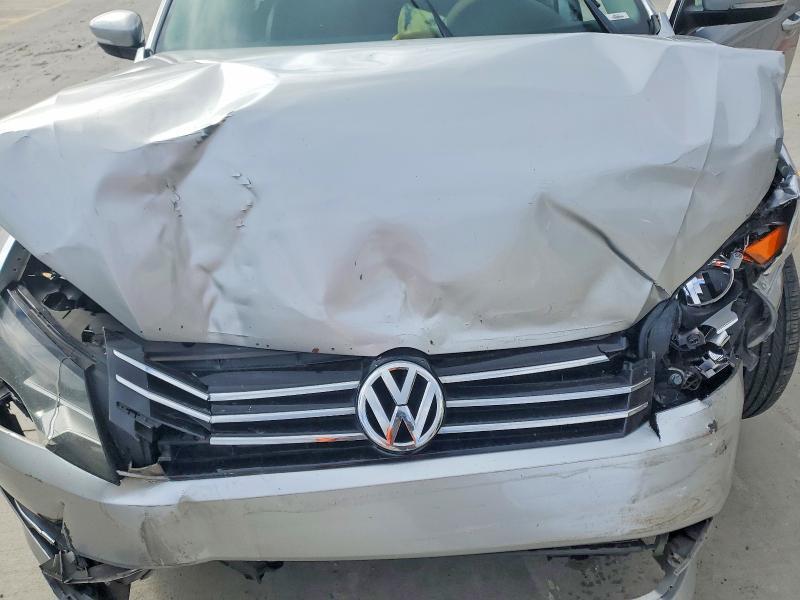 2013 Volkswagen Passat se