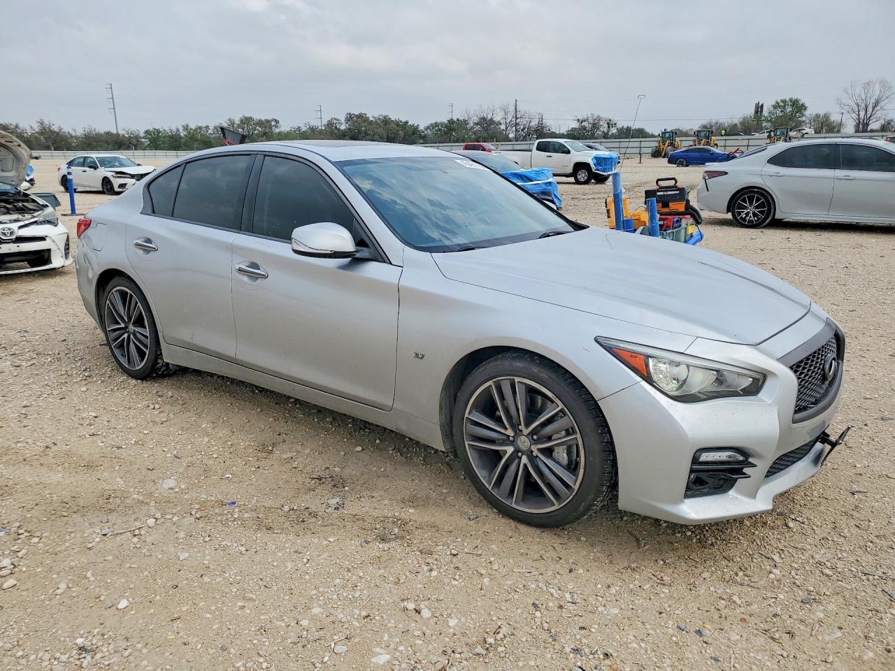 2015 Infiniti Q50 Sport