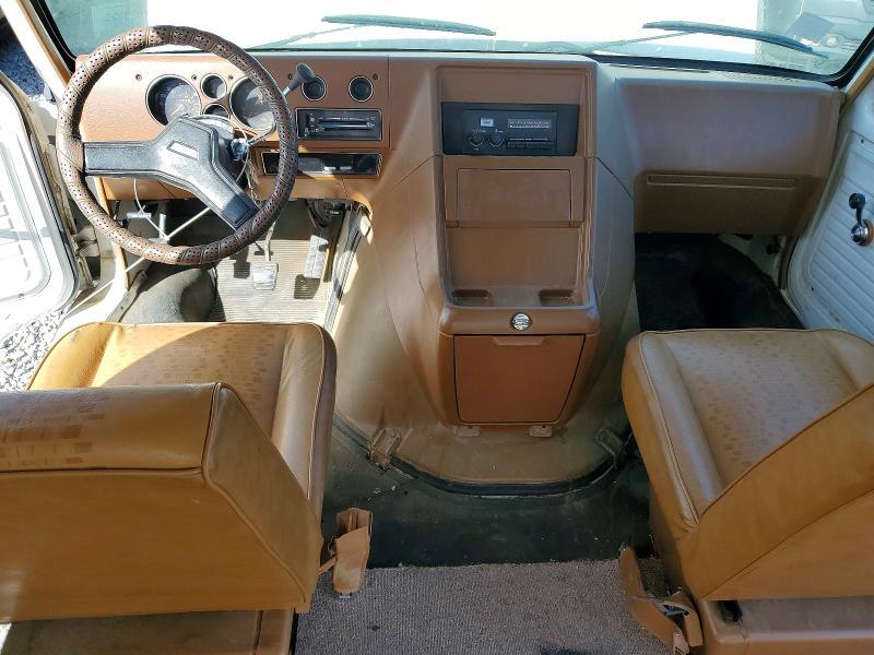 1989 Chev G20