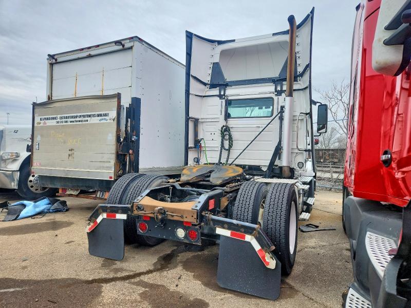 2017 Volvo VNL Semi Truck