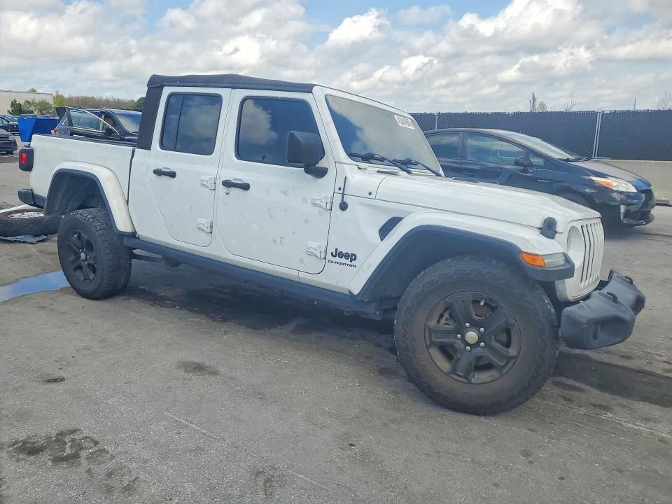 2022 Jeep Gladiator Sport