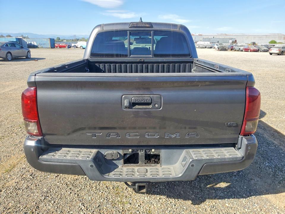 2016 Toyota Tacoma trd Sport