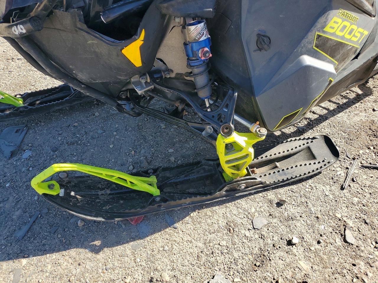 2022 Polaris Matryx RMK PKG