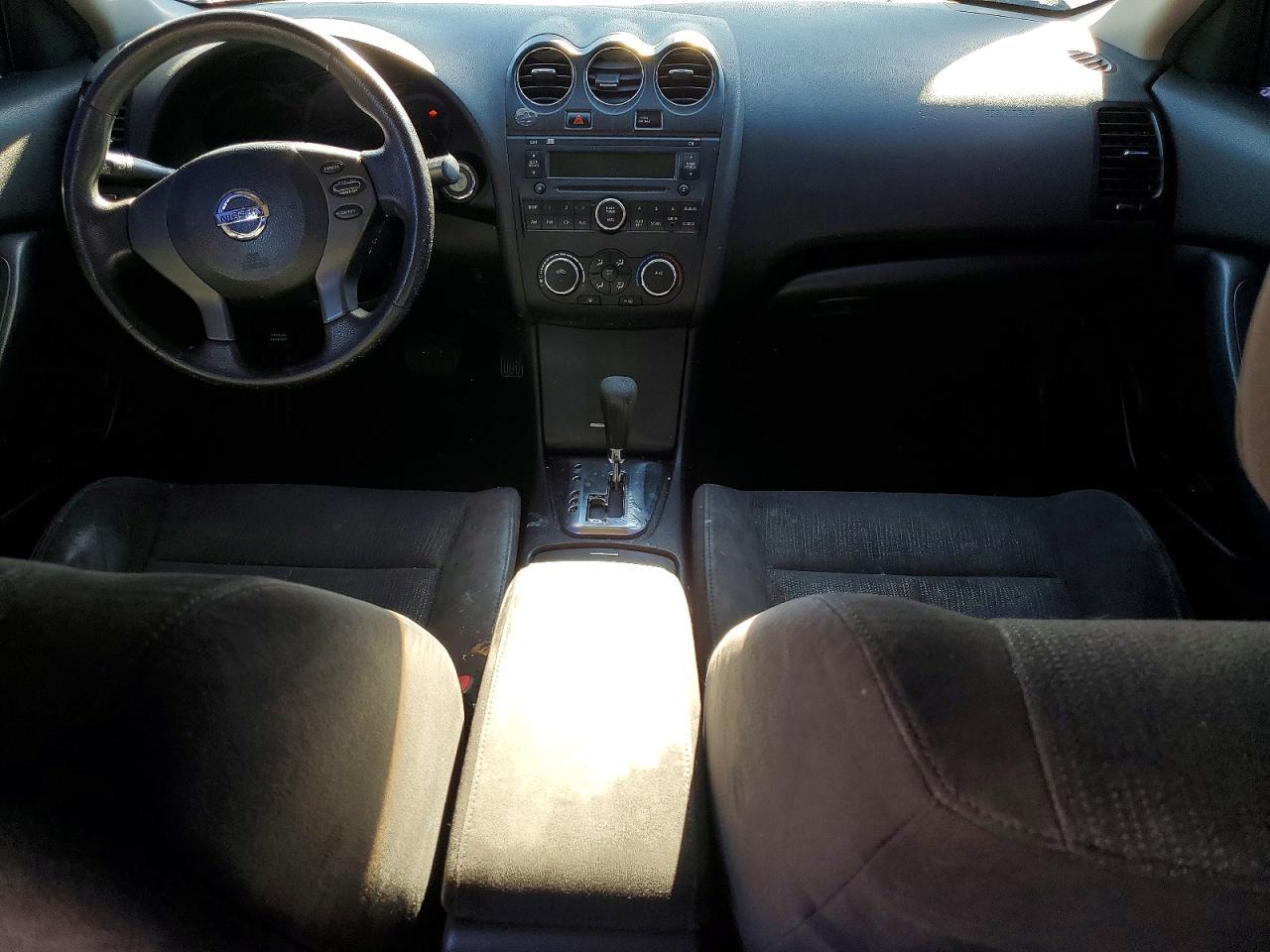 2010 Niss Altima