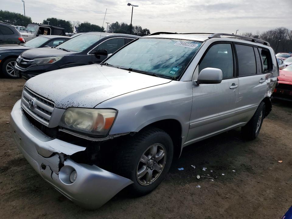 2005 Toyota Highlander Base