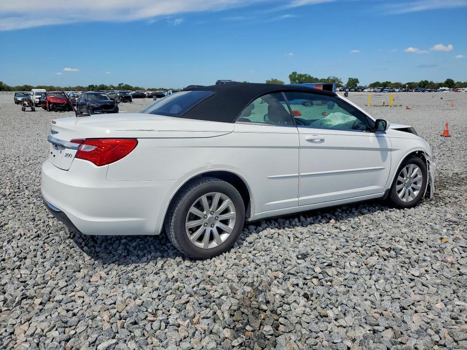 2012 Chrysler Convertible 200