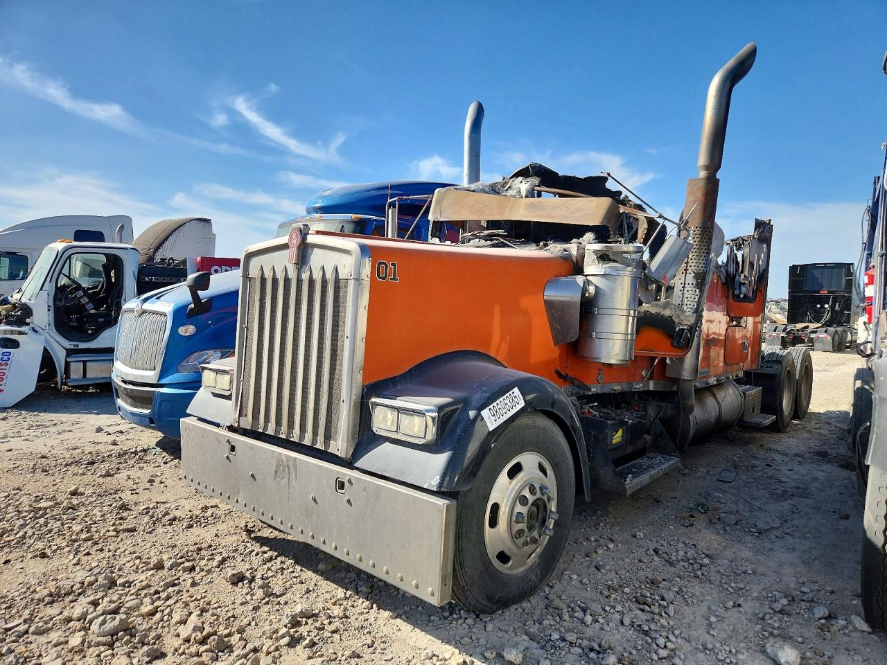 2005 Kenworth W900 Semi Truck
