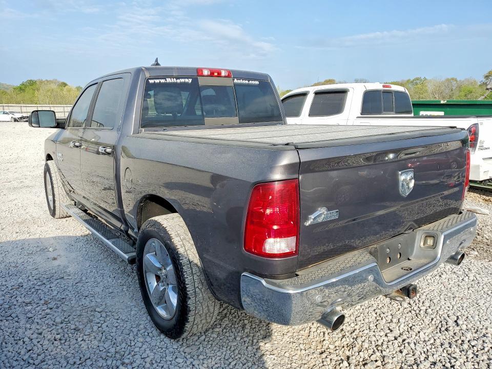 2015 Dodge RAM 1500 SLT