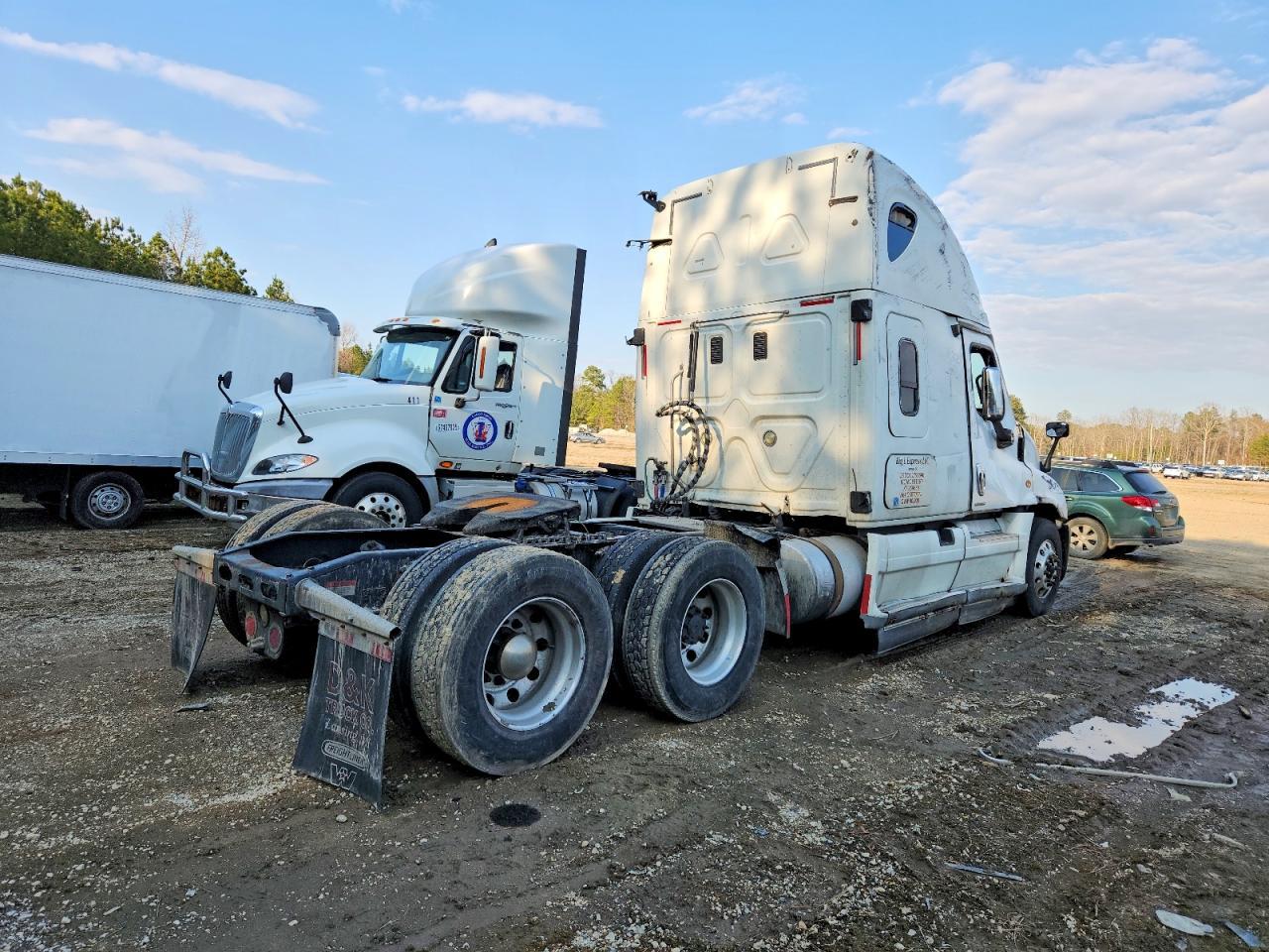 2013 Freightliner Cascadia 125
