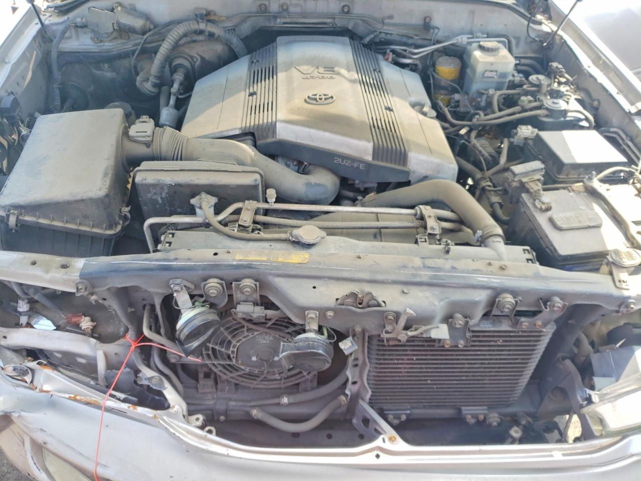 2001 Toyota Land Cruiser Base