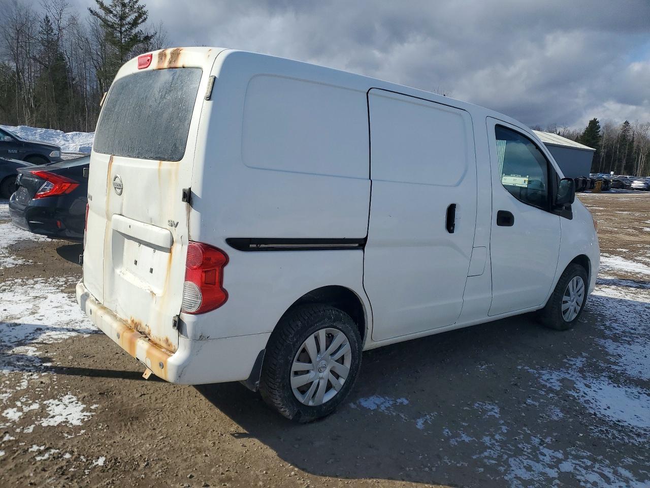 2015 Nissan NV200 S