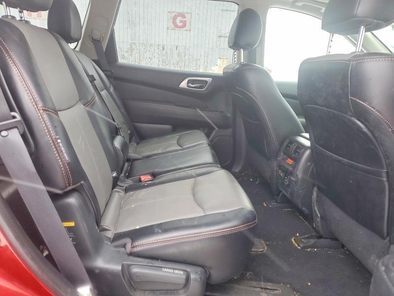 2020 Nissan Pathfinder sl