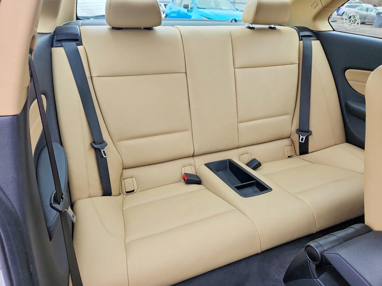 2011 BMW 128 i