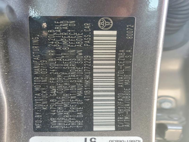 2019 Toyota Camry le