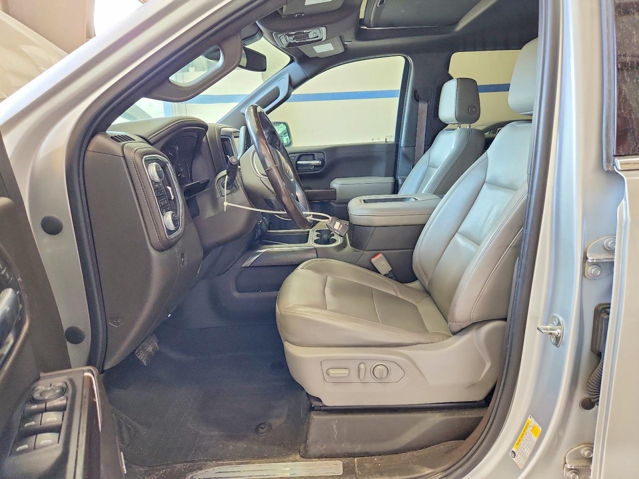 2020 GMC Sierra K1500 SLT