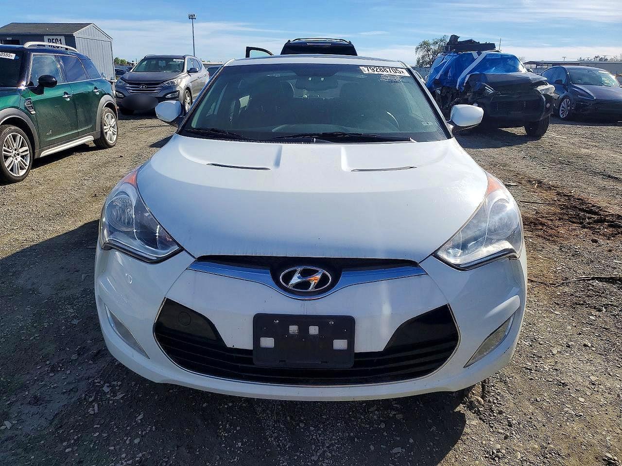 2013 Hyundai Veloster Base